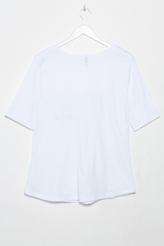 R1044/B Syes, Remera algodón Flores, Talles grandes - comprar online