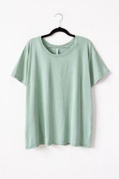 Imagen de Remera CALISTA, Remera cuello redondo recta con lavado acid wash