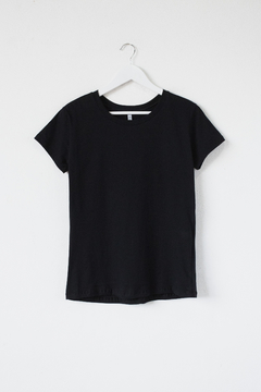 Remera ESTER, Remera cuello redondo, angosta en internet