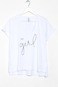 R1106/1/A Syes, Remera escote en V manga corta estampa Girl, Talles grandes en internet