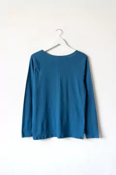 Remera DOMINIQUE, Remera con cuello redondo, cartera abierta en v - comprar online