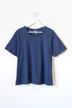 Remera GISELLA, Remera básica de cuello redondo y manga corta, lisa