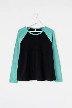Imagen de Remera ELODIE, Remera ranglan combinada lisa