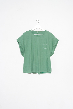 Remera Brend, Remera manga murcielago de algodon estampada chasing the sun