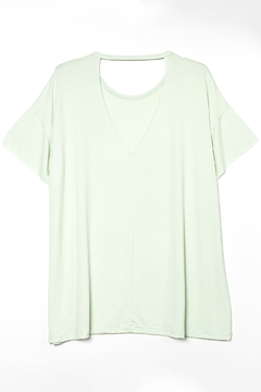 R1142/3 Syes, Remera manga corta espalda en V, Talles grandes - SYES | Mayorista