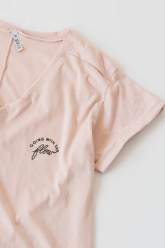 Remera ORELIA, Remera estampa going with the flow - SYES | Mayorista