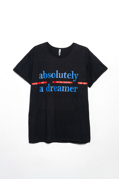 Remera Sika, Remera básica algodon estampa Absolutely dreamer, Syes talles grandes - SYES | Mayorista