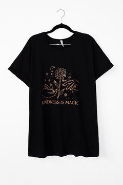 Imagen de Remera MAGIC, Remera ESTAMPA KINDNESS IS MAGIC