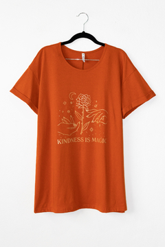 Remera MAGIC, Remera ESTAMPA KINDNESS IS MAGIC