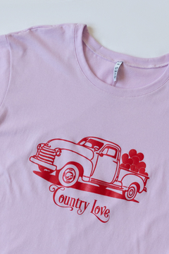 Remera KRISTEN, Remera cuello redondo sin puños. ESTAMPA COUNTRY LOVE - comprar online