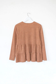 Remera SANTINA, Remera con cartera, manga larga y volados en internet