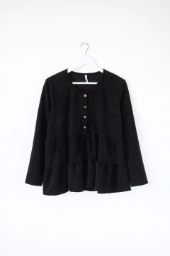 Remera SANTINA, Remera con cartera, manga larga y volados - SYES | Mayorista