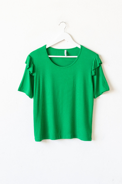 Remera MARLENE, Remera recta con cuello redondo y volados en las mangas