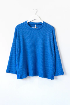 Sweater RENÉ, Sweater oversize manga caída con botones laterales - comprar online