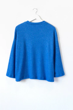 Sweater RENÉ, Sweater oversize manga caída con botones laterales en internet