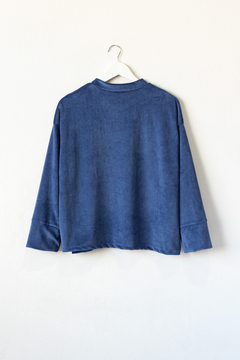 Sweater RAINBOW, Sweater recto cuello redondo con aberturas a los laterales - comprar online