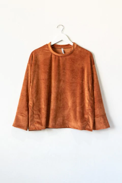 Imagen de Sweater RAINBOW, Sweater recto cuello redondo con aberturas a los laterales