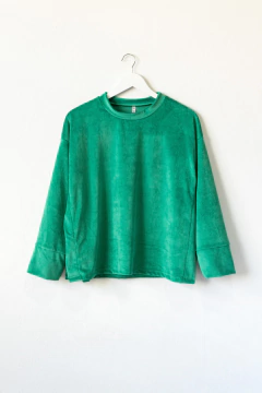 Sweater RAINBOW, Sweater recto cuello redondo con aberturas a los laterales