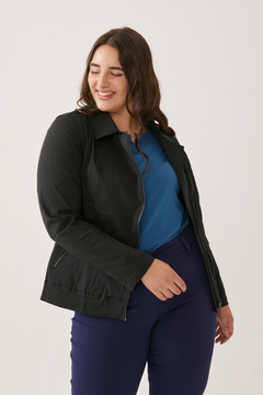 Campera DEBORAH, Campera de abertura asimétrica con cierre y bolsillos en internet