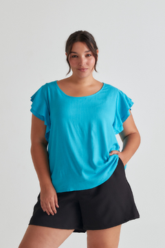 Blusa FIAMA, Blusa de lino elastizado cuello redondo con volados y botón en espalda para acceder