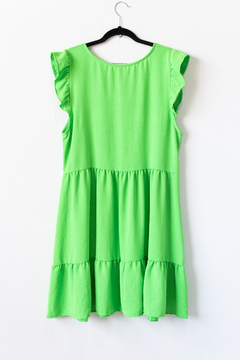Vestido SOFIA, Vestido de cey simil lino escote en v con botones y largo a la rodilla, con voladitos en los hombros