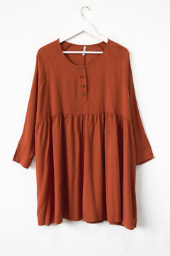 Vestido ANDRA, Vestido amplio, manga larga con frunces y cartera en internet