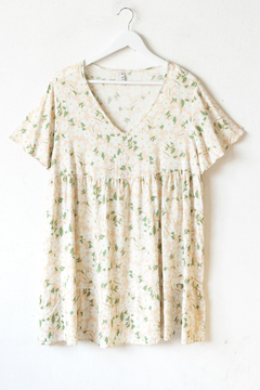 Vestido COCO, Vestido corto con escote en v y botones fijos - SYES | Mayorista