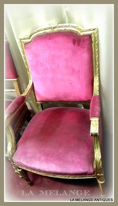 Imagen de SILLONES ANTIGUOS- SILLAS -BANQUETAS -BANCOS- SILLA MECEDORA
