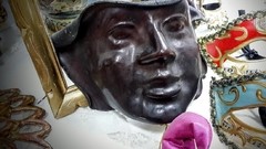 MÁSCARAS VENECIANAS Y DECO ORIENTAL- BUDA- LAMPARAS CHINAS - comprar online