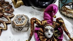 MÁSCARAS VENECIANAS Y DECO ORIENTAL- BUDA- LAMPARAS CHINAS en internet