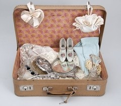 AJUAR DE NOVIA JUEGO DE TOILETTE ANTIGUO CEPILLOS ESPEJO DE MANO ANTIGUO - LA MELANGE 