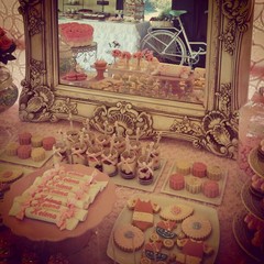 PICNIC VINTAGE. ESPEJOS, BICICLETA VINTAGE, MANIQUI .