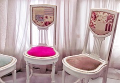 SILLONES ANTIGUOS- SILLAS -BANQUETAS -BANCOS- SILLA MECEDORA - LA MELANGE 