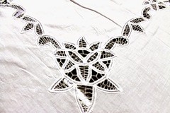 Imagen de ALQUILER MANTELES , SERVILLETAS, CARPETAS, CAMINOS , MANTELERIA ANTIGUA