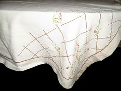 ALQUILER MANTELES , SERVILLETAS, CARPETAS, CAMINOS , MANTELERIA ANTIGUA en internet