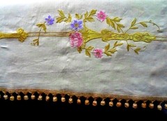 Imagen de ALQUILER MANTELES , SERVILLETAS, CARPETAS, CAMINOS , MANTELERIA ANTIGUA (copia)