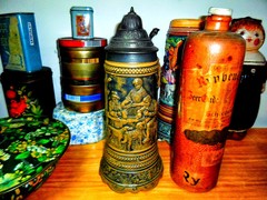 ALQUILER DE OBJETOS DE COCINA ANTIGUA-FRASCOS LATAS- OLLA-SARTEN- MOLINILLO - en internet