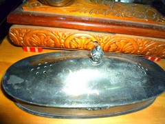 ALQUILER DE OBJETOS DE COCINA ANTIGUA-FRASCOS LATAS- OLLA-SARTEN- MOLINILLO - - LA MELANGE 