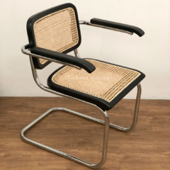 CB-11AN Silla Cesca Negra Con Apoya Brazos - tienda online