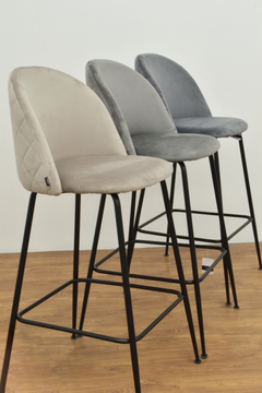 Imagen de Banqueta Sybil Pana Taupe Base Negra - DC903N/TA-T