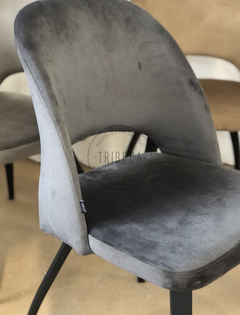 Silla Lotus Gris Oscuro Pana Base Negra - 834N/GO-T - tienda online