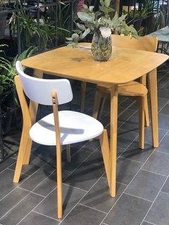 Imagen de SILLA CLAIRE BLANCA MADERA WM-1597/B