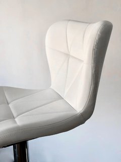 LR-7266/B Banqueta Katy Blanca - TRIBECA