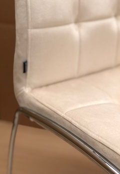Silla Capitone Pana Beige Base Cromo - P- 9011/BE-T - comprar online