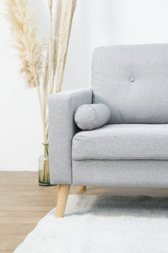 SOFÁ BRETT GRIS CLARO BASE MADERA BRETT/GC - tienda online