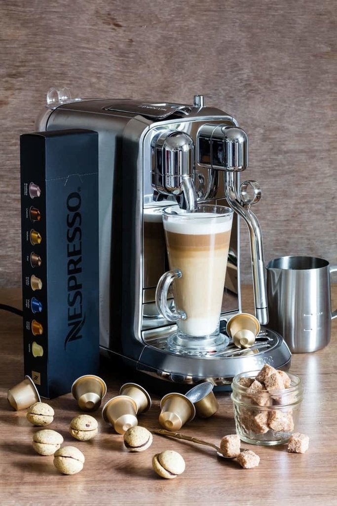 Revisión de la máquina de café espresso Nespresso Creatista Plus:  conveniente, consistente