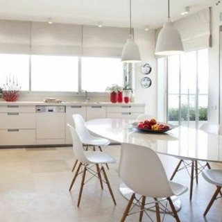 Combo Mesa Tulip Oval 200 * 90 + 6 Silla Eames- Alto Impacto - comprar online