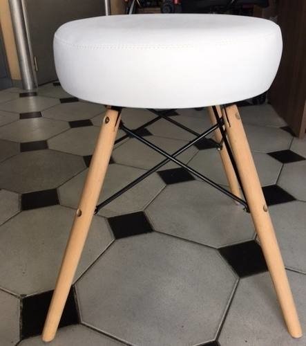 Banquito Taburete Tattoo Banqueta Dsw Eames - Alto Impacto