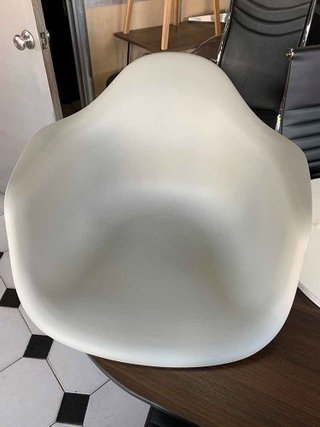 Silla Sillon Mecedora Rocking Eames Futura Mama Amamantar - ALTO IMPACTO Home + Office