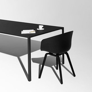 Set 4 Silla Hay Escandinava By H Welling Negra- Alto Impacto - ALTO IMPACTO Home + Office